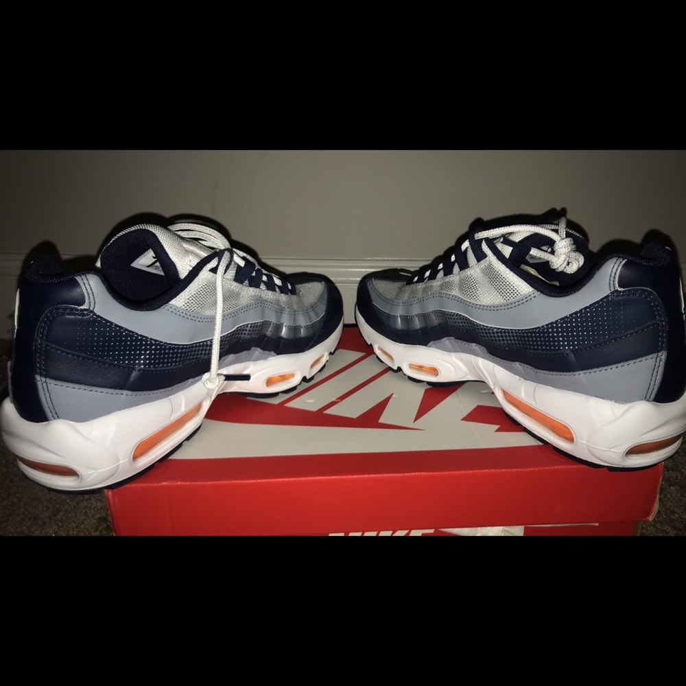 Nike Air Max 95 SE - Midnight Navy Laser Orange - Picture 8 of 8